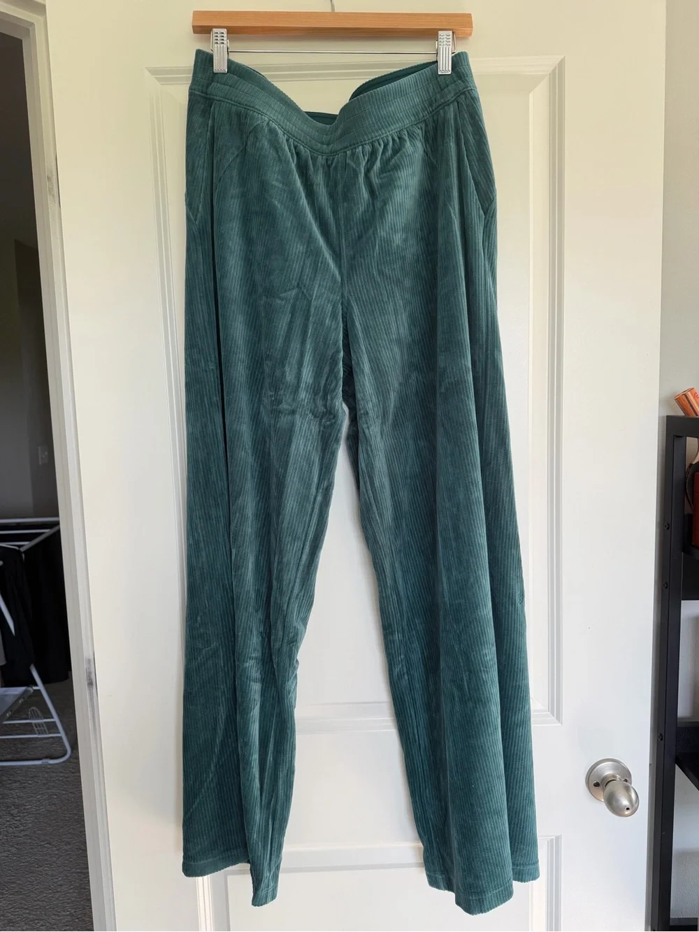 Lululemon Scuba Mid-Rise Wide-Leg Pant *Velvet Cord Storm Teal
